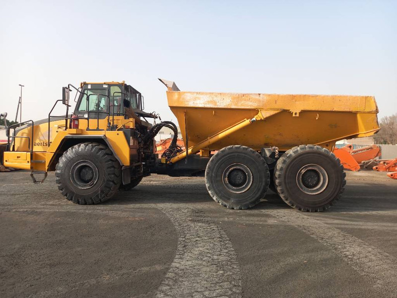 Komatsu HM400-3R (4pcs available in Abu Dhabi) - شاحنة مفصلية: صور 1 Komatsu HM400-3R (4pcs available in Abu Dhabi) - شاحنة مفصلية: صور 1