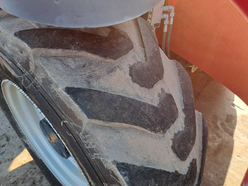 رافعة تلسكوبية Manitou MT 1440: صور 9 رافعة تلسكوبية Manitou MT 1440: صور 9