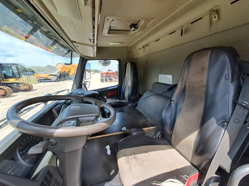 Volvo FMX460 + HIAB 622 E-6 HIPRO 16m + Fly Jib 11 - شاحنة كرين: صور 5 Volvo FMX460 + HIAB 622 E-6 HIPRO 16m + Fly Jib 11 - شاحنة كرين: صور 5