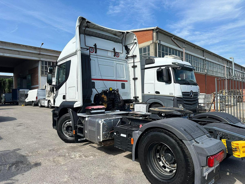 Iveco Stralis 460 - شاحنة جرار: صور 4 Iveco Stralis 460 - شاحنة جرار: صور 4