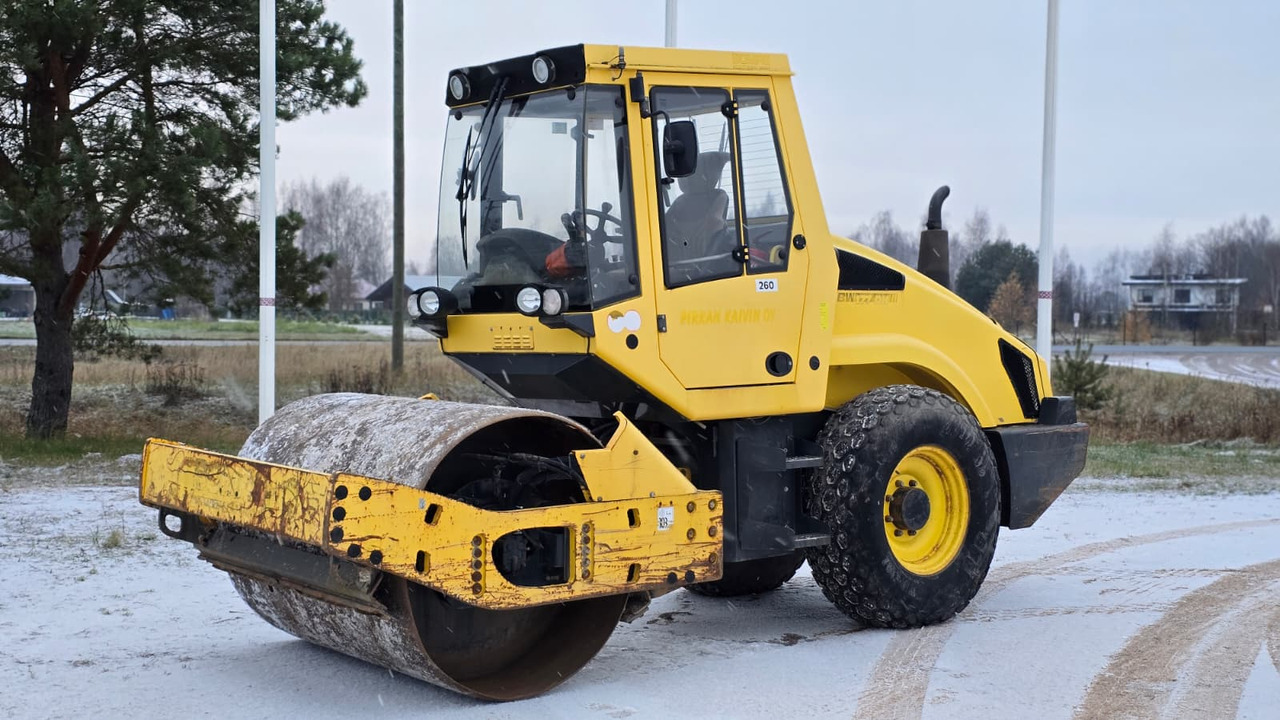 BOMAG BW177D-4 - مدحلة: صور 1 BOMAG BW177D-4 - مدحلة: صور 1