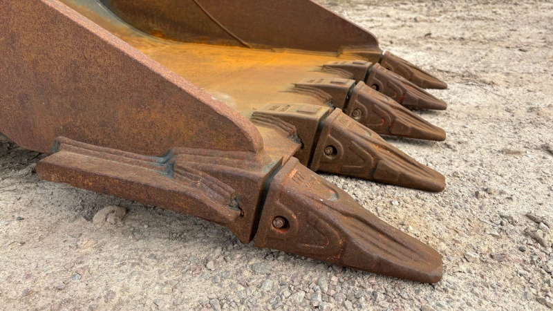 IRON ATTACHMENTS CW30 1100mm - بكت حفار - حفارة: صور 5 IRON ATTACHMENTS CW30 1100mm - بكت حفار - حفارة: صور 5