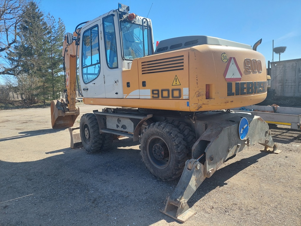 LIEBHERR A900C - حفارة على عجلات: صور 2 LIEBHERR A900C - حفارة على عجلات: صور 2