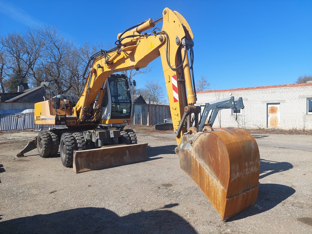 LIEBHERR A900C - حفارة على عجلات: صور 4 LIEBHERR A900C - حفارة على عجلات: صور 4