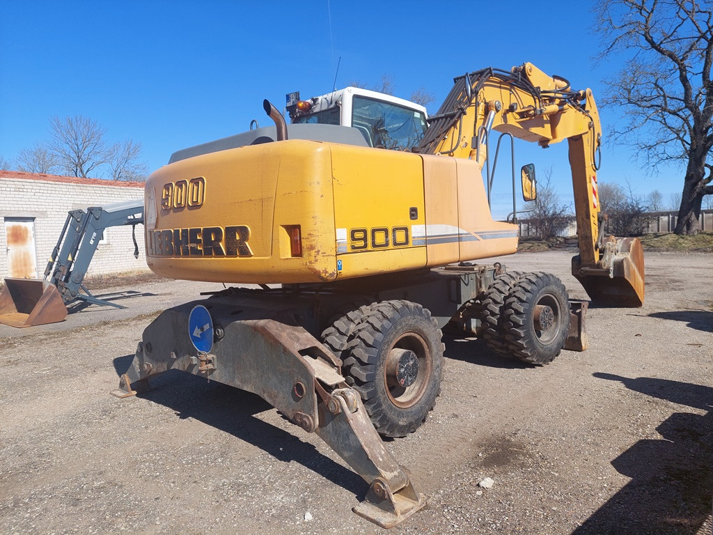 LIEBHERR A900C - حفارة على عجلات: صور 3 LIEBHERR A900C - حفارة على عجلات: صور 3