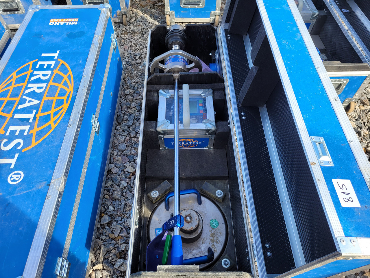 Terratest 4000 Light Weight Deflectometer - معدات البناء: صور 3 Terratest 4000 Light Weight Deflectometer - معدات البناء: صور 3