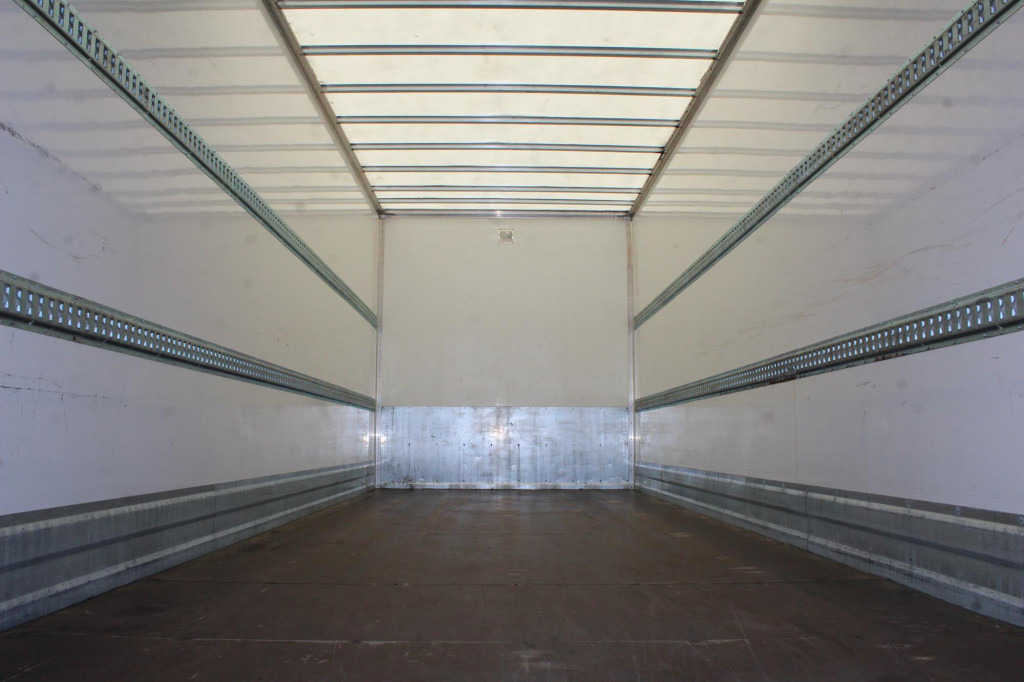 Daf LF 290 Koffer Klima LDW Rolltor LBW 298Tkm - شاحنة: صور 2 Daf LF 290 Koffer Klima LDW Rolltor LBW 298Tkm - شاحنة: صور 2