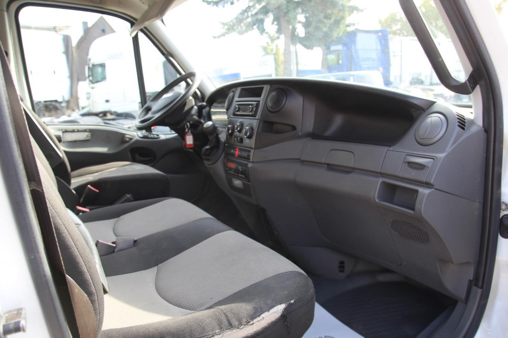 Iveco Daily 70-170 EEV VDT-170-F 20 m 2 Pers.Korb - مصاعد الازدهار محمولة على شاحنة: صور 3 Iveco Daily 70-170 EEV VDT-170-F 20 m 2 Pers.Korb - مصاعد الازدهار محمولة على شاحنة: صور 3