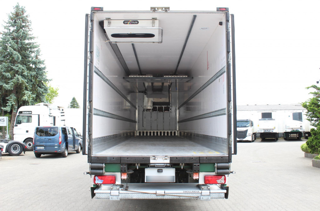 مبردة نصف مقطورة Lamberet TK SLXi Spectrum 2,65h Bi-Temp LBW FRC Aluboden: صور 14 مبردة نصف مقطورة Lamberet TK SLXi Spectrum 2,65h Bi-Temp LBW FRC Aluboden: صور 14