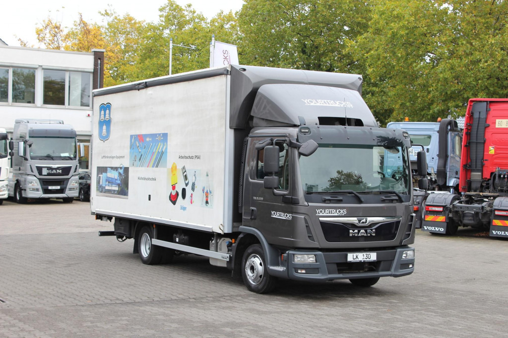 شاحنة ستارة MAN TGL 8.220   Plane   AHK   6,1 m   Luft   Klima: صور 9