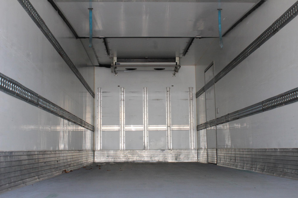 MAN TGM 18.290 E5 CS 950 Bi-Temp Strom Tür+LBW FRC - مبردة شاحنة: صور 4 MAN TGM 18.290 E5 CS 950 Bi-Temp Strom Tür+LBW FRC - مبردة شاحنة: صور 4