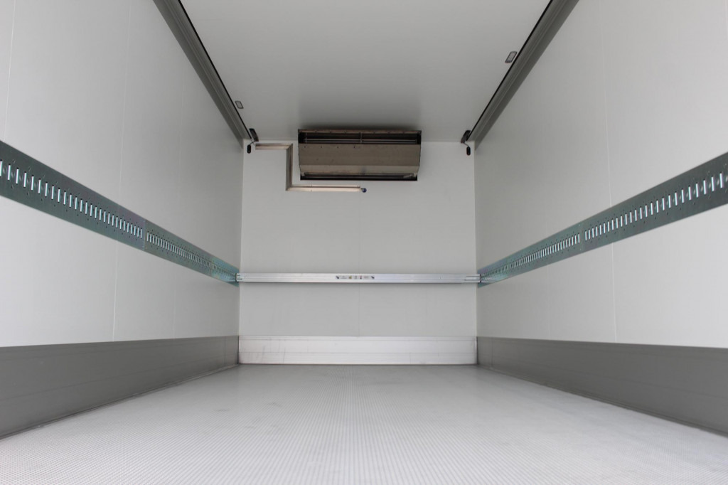 MAN TGM 18.290 E6 Thermo King T-1300X Tür+LBW AHK - مبردة شاحنة: صور 3 MAN TGM 18.290 E6 Thermo King T-1300X Tür+LBW AHK - مبردة شاحنة: صور 3