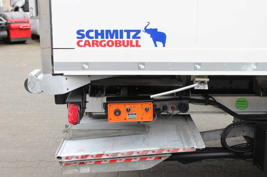 MAN TGM 26.290 E6 CS 1250 Silent Strom Tür+LBW FRC - مبردة شاحنة: صور 4 MAN TGM 26.290 E6 CS 1250 Silent Strom Tür+LBW FRC - مبردة شاحنة: صور 4