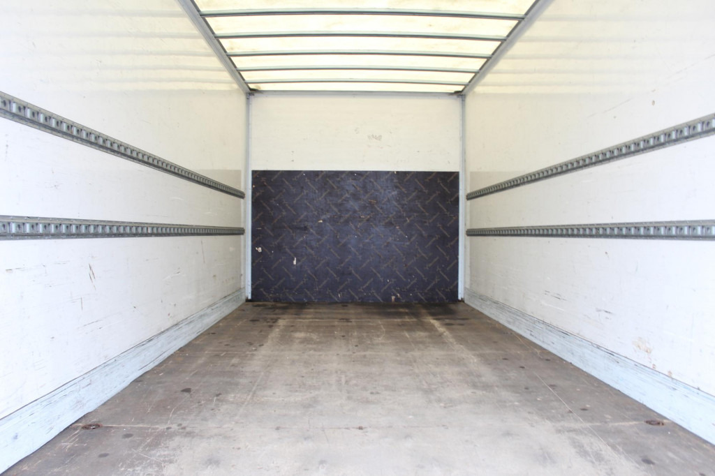 Mercedes-Benz Atego 818 Koffer Klima LDW Schalter LBW - الشاحنات الصغيرة: صور 2 Mercedes-Benz Atego 818 Koffer Klima LDW Schalter LBW - الشاحنات الصغيرة: صور 2