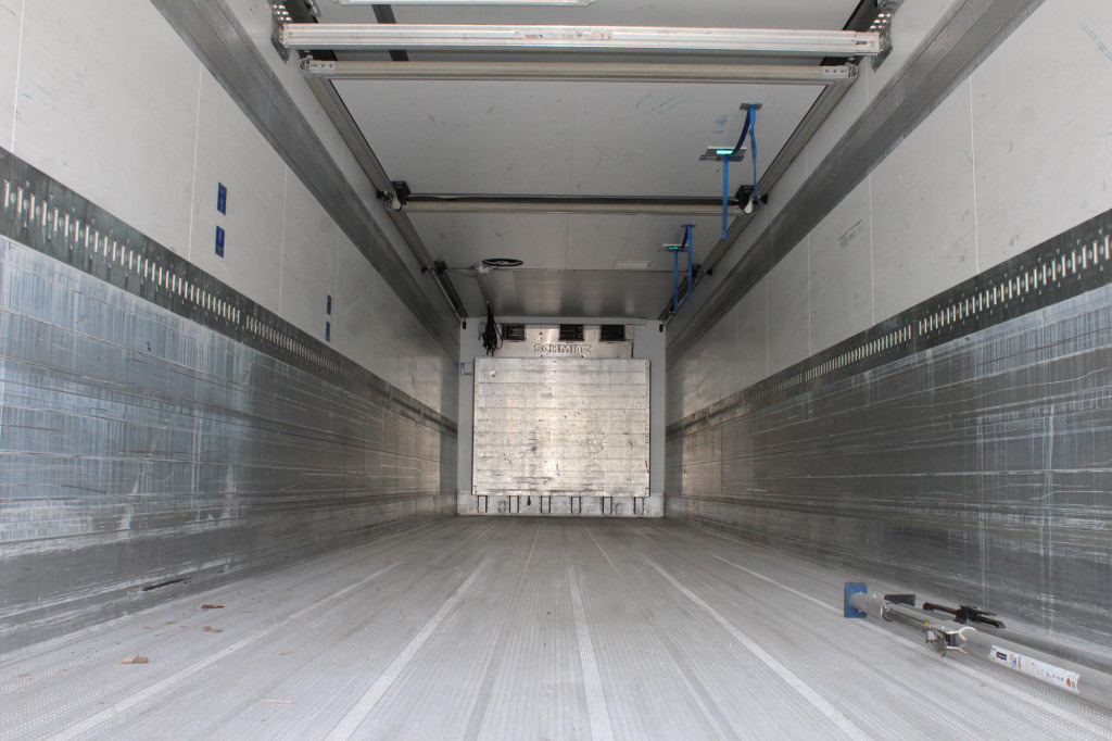 SCHMITZ Bi-Multi-Temp. TW Rolltor Lenkachse Rent-Miete - مبردة نصف مقطورة: صور 3 SCHMITZ Bi-Multi-Temp. TW Rolltor Lenkachse Rent-Miete - مبردة نصف مقطورة: صور 3
