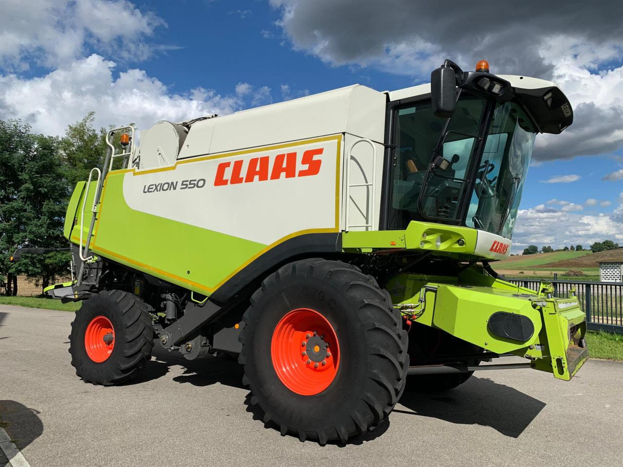 CLAAS Lexion 550, SW V660, 3D, Klimaautomatik - حصادة شاملة: صور 3 CLAAS Lexion 550, SW V660, 3D, Klimaautomatik - حصادة شاملة: صور 3