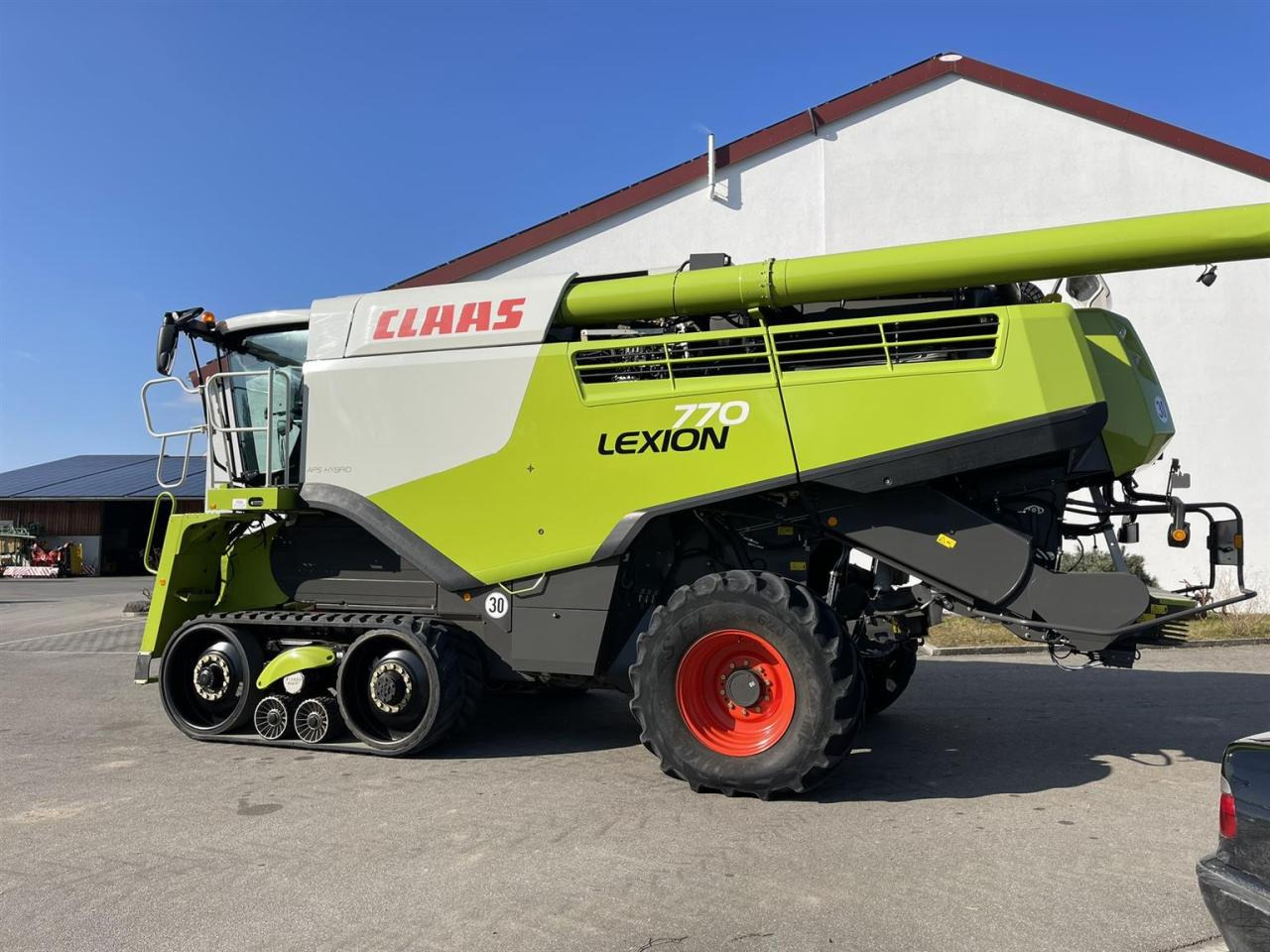 CLAAS Lexion 770TT Modell C76 mit CEMOS AUTOMATIC und Schneidwerk V1230 - حصادة شاملة: صور 3 CLAAS Lexion 770TT Modell C76 mit CEMOS AUTOMATIC und Schneidwerk V1230 - حصادة شاملة: صور 3