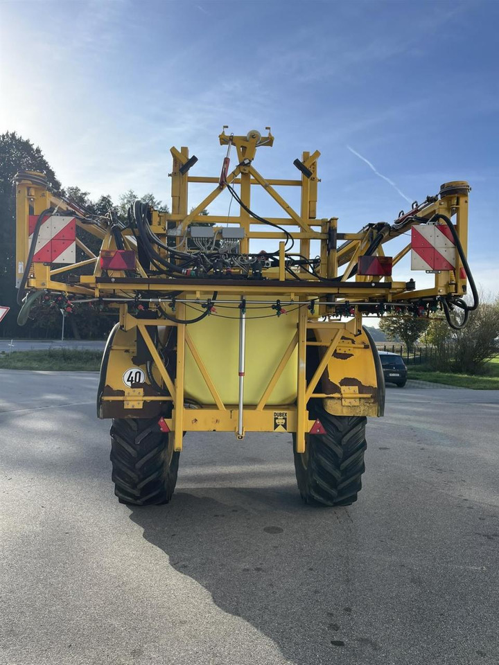 Dubex Vector mit Lenkung, 4.000 Liter Tankvolumen, 28m, Spray Control, Tank Control - آلة الرش المقطورة: صور 5 Dubex Vector mit Lenkung, 4.000 Liter Tankvolumen, 28m, Spray Control, Tank Control - آلة الرش المقطورة: صور 5