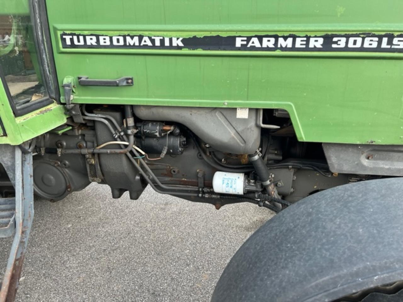 Fendt Farmer 306 LS - جرار: صور 4 Fendt Farmer 306 LS - جرار: صور 4