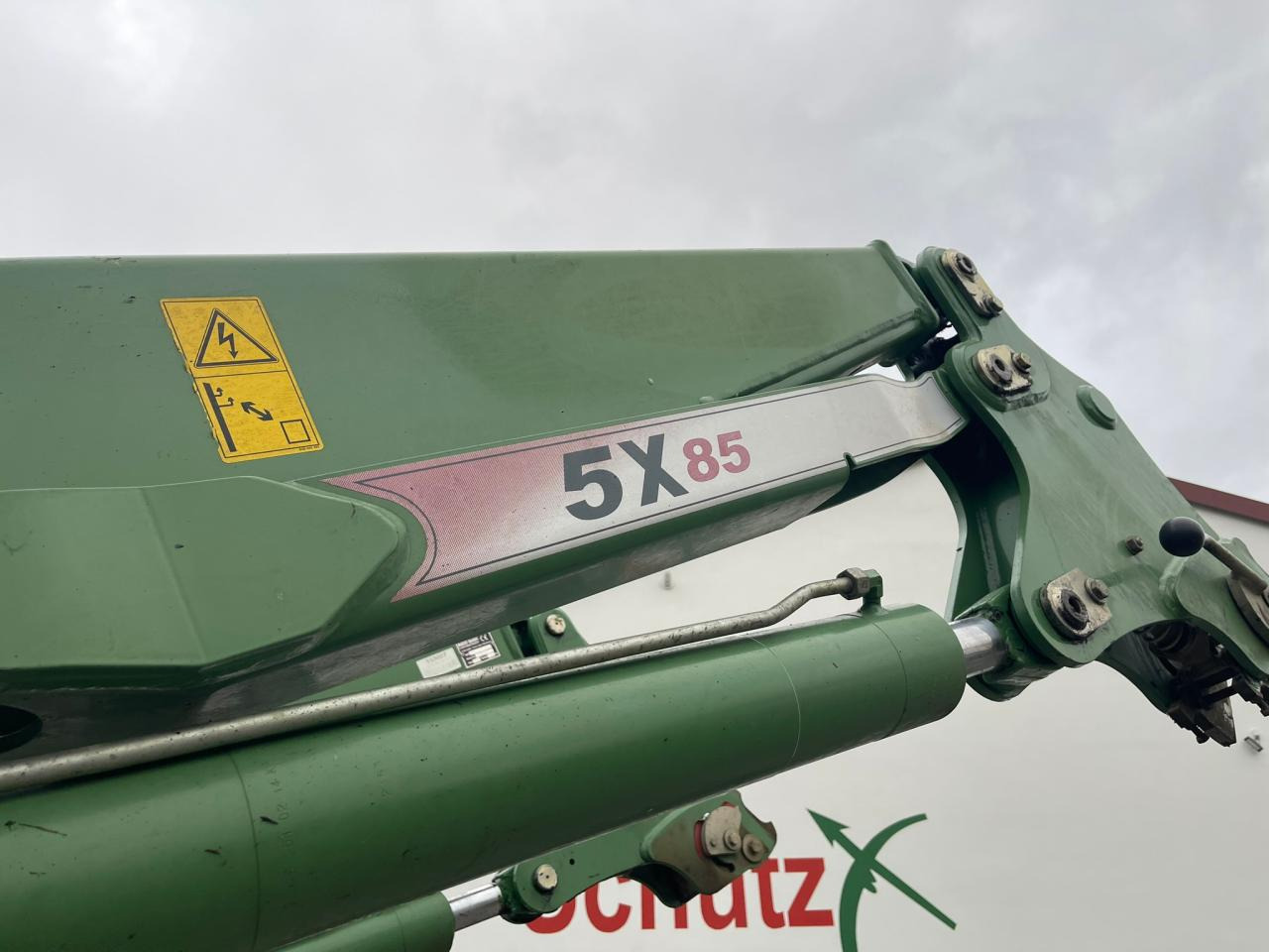 Fendt Frontlader Cargo 5X85 Konsole Multikuppler - ملحقات: صور 4 Fendt Frontlader Cargo 5X85 Konsole Multikuppler - ملحقات: صور 4