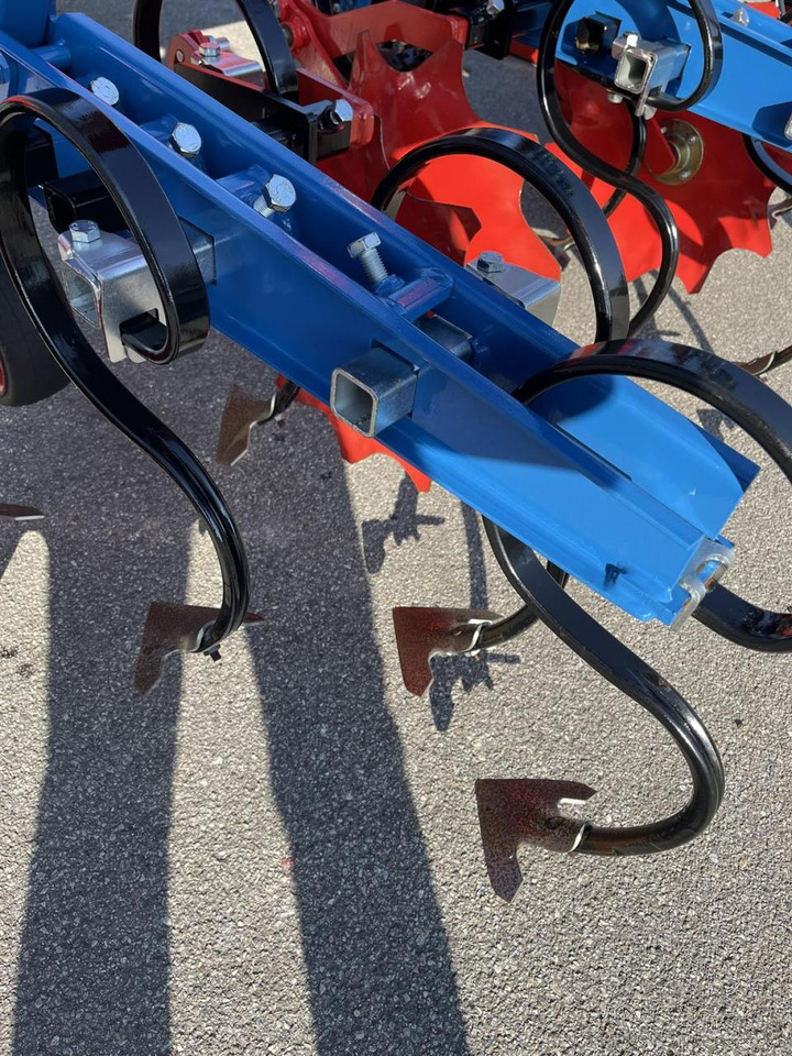 ال معدات حراثه Hatzenbichler 6-reihiges Hackgerät, 75 cm Abstand, TOP Zustand: صور 9 ال معدات حراثه Hatzenbichler 6-reihiges Hackgerät, 75 cm Abstand, TOP Zustand: صور 9