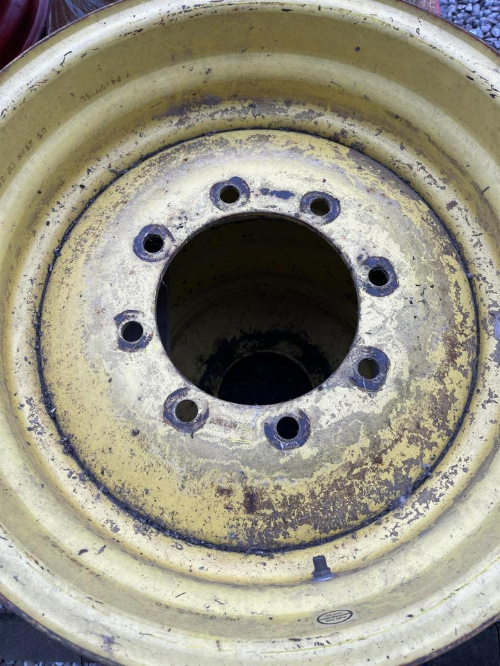 John Deere 15X24 / 8 Loch Felge - الجنوط: صور 3 John Deere 15X24 / 8 Loch Felge - الجنوط: صور 3