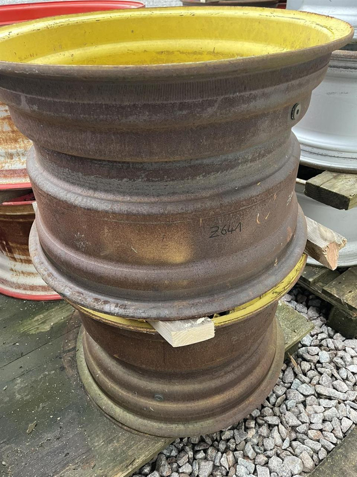 John Deere 15X24 / 8 Loch Felge - الجنوط: صور 1 John Deere 15X24 / 8 Loch Felge - الجنوط: صور 1