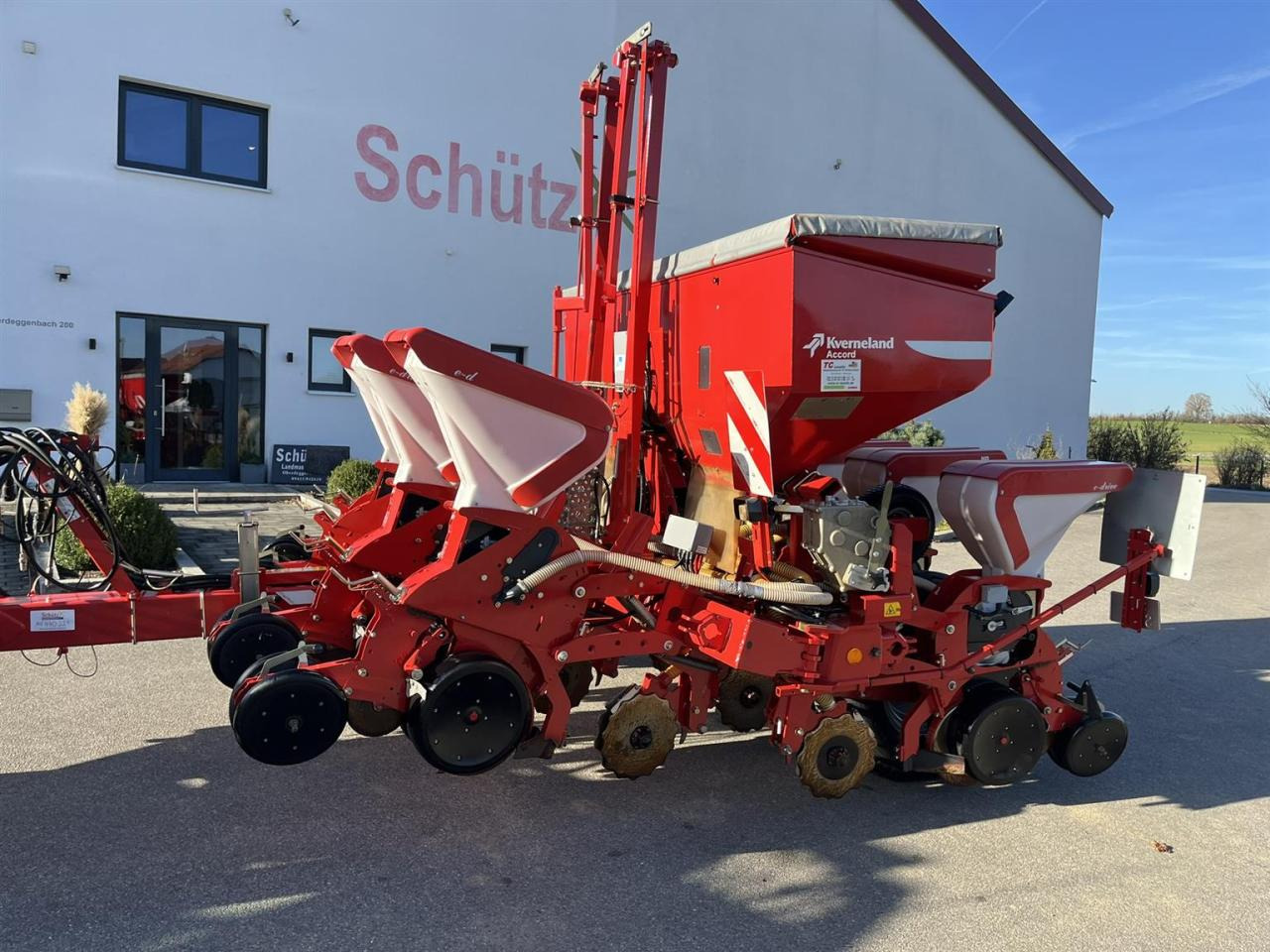 Kverneland Optima HD, e-drive, Section Control - وضع البذور فى خطوط: صور 2 Kverneland Optima HD, e-drive, Section Control - وضع البذور فى خطوط: صور 2