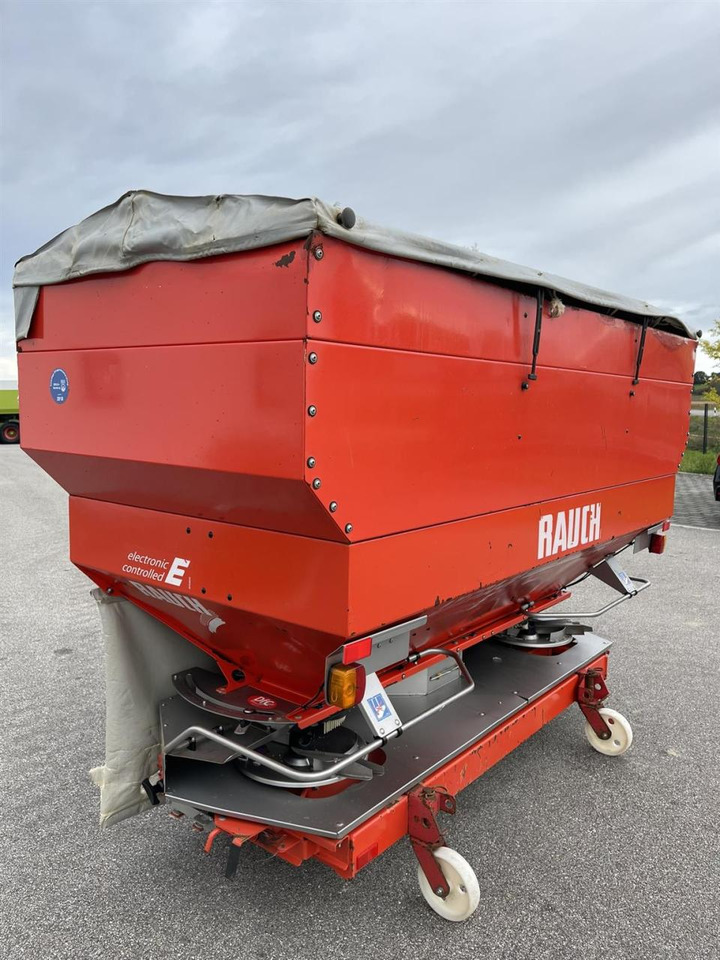 Rauch Axera H EMC 1102 Quantron P / Terminal - آلة رش الأسمدة: صور 3 Rauch Axera H EMC 1102 Quantron P / Terminal - آلة رش الأسمدة: صور 3