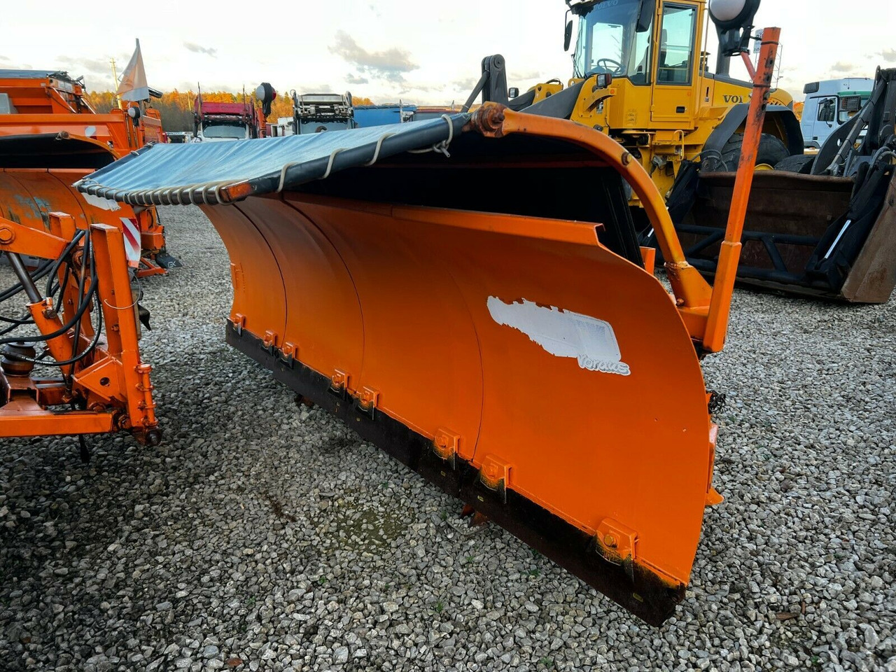 Beilhack PVF 29-4 Elektro Schneepflug Winterdien Beilhack PVF 29-4 Elektro Schneepflug Winterdien - كاسحة ثلوج - سيارة بلدية: صور 2 Beilhack PVF 29-4 Elektro Schneepflug Winterdien Beilhack PVF 29-4 Elektro Schneepflug Winterdien - كاسحة ثلوج - سيارة بلدية: صور 2