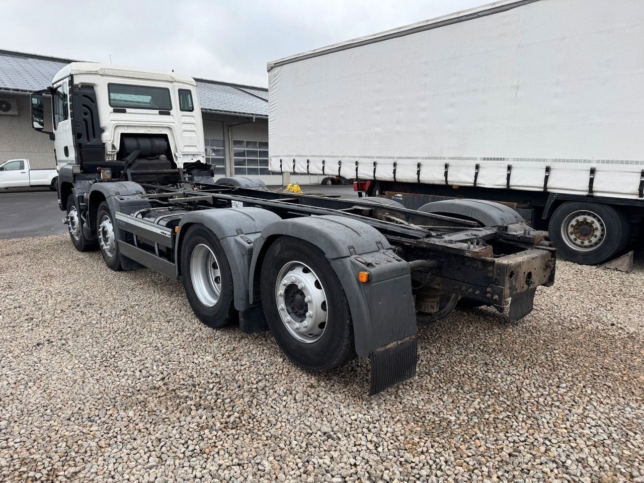 MAN 32.360 TGS 8x2 MAN 32.360 TGS 8x2 * 3 x am Lager * إيجار MAN 32.360 TGS 8x2 MAN 32.360 TGS 8x2 * 3 x am Lager *: صور 9