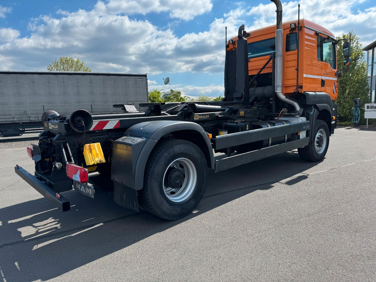 MAN TGA 18.350 4x4 Meiler Abroller RK 14.45 Winterd. - شاحنة ذات الخطاف: صور 3 MAN TGA 18.350 4x4 Meiler Abroller RK 14.45 Winterd. - شاحنة ذات الخطاف: صور 3