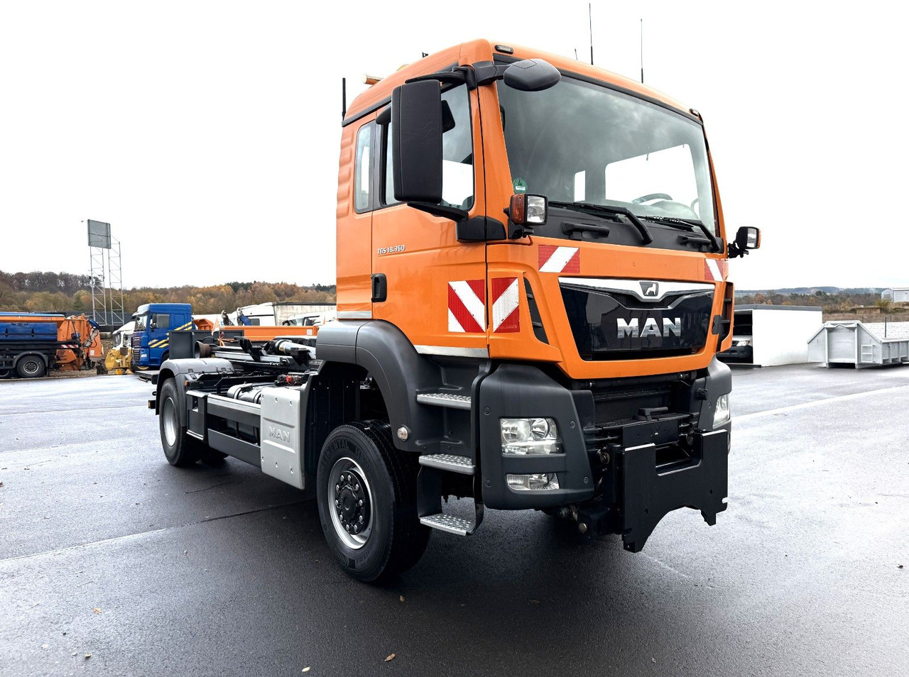 MAN TGS 18.360 4x4 Winterdienst Fahrgestell - الشاسيه شاحنة: صور 1 MAN TGS 18.360 4x4 Winterdienst Fahrgestell - الشاسيه شاحنة: صور 1