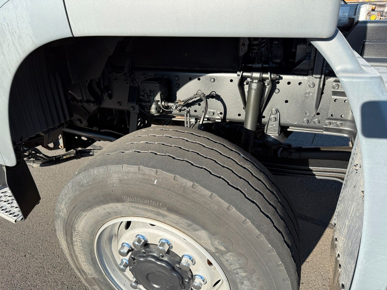 MAN TGS 18.360 4x4 Winterdienst Meiller Abroller - شاحنة ذات الخطاف: صور 5 MAN TGS 18.360 4x4 Winterdienst Meiller Abroller - شاحنة ذات الخطاف: صور 5