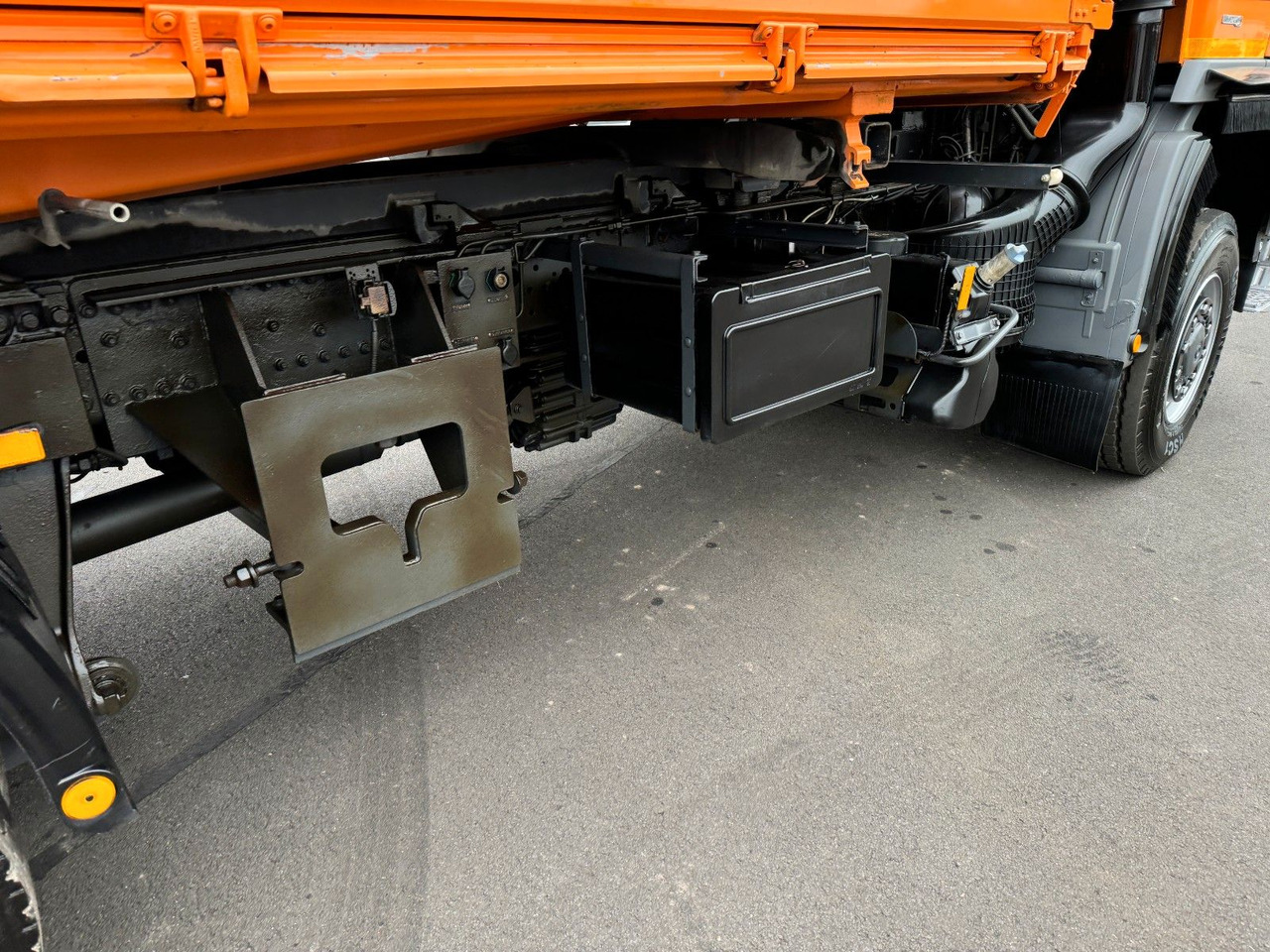 Mercedes-Benz Actros 2036 4x4 Meiler Kipper Winterdienst Euro5 Mercedes-Benz Actros 2036 4x4 Meiller Kipper Winterdienst E 5 - قلابات: صور 3 Mercedes-Benz Actros 2036 4x4 Meiler Kipper Winterdienst Euro5 Mercedes-Benz Actros 2036 4x4 Meiller Kipper Winterdienst E 5 - قلابات: صور 3