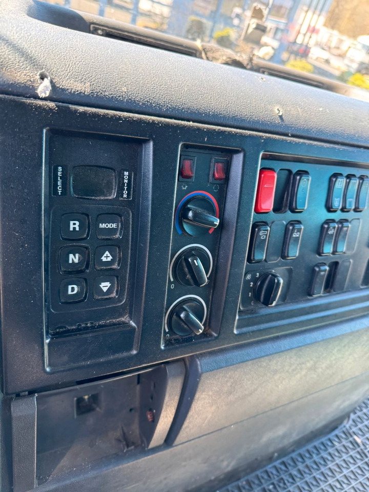 Mercedes-Benz Econic 2633 6x2 Faun Variopress 522 + Zoeller إيجار Mercedes-Benz Econic 2633 6x2 Faun Variopress 522 + Zoeller: صور 14