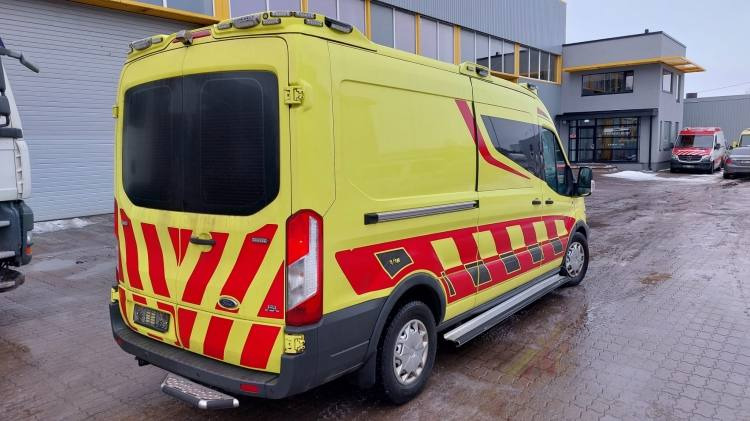 FORD TRANSIT 2,0TDI AMBULANCE KLIMA 1.2018 EURO 6, 3 UNITS - سيارة إسعاف: صور 3 FORD TRANSIT 2,0TDI AMBULANCE KLIMA 1.2018 EURO 6, 3 UNITS - سيارة إسعاف: صور 3