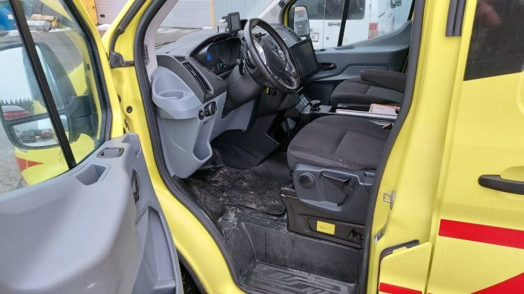 FORD TRANSIT 2,0TDI AMBULANCE KLIMA 12.2018 EURO 6, 3 UNITS - سيارة إسعاف: صور 5 FORD TRANSIT 2,0TDI AMBULANCE KLIMA 12.2018 EURO 6, 3 UNITS - سيارة إسعاف: صور 5