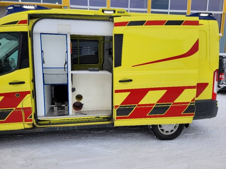 FORD TRANSIT 2,0TDI AMBULANCE KLIMA 4.2018 EURO 6, 3 UNITS - سيارة إسعاف: صور 4 FORD TRANSIT 2,0TDI AMBULANCE KLIMA 4.2018 EURO 6, 3 UNITS - سيارة إسعاف: صور 4