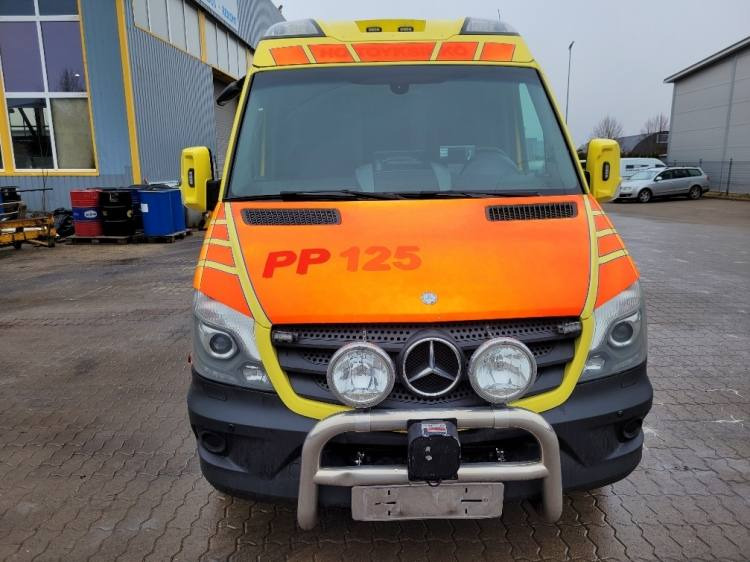 MERCEDES – BENZ SPRINTER 2.2D AMBULANCE (PROFILE) KLIMA 11.2014 EURO 5 - سيارة إسعاف: صور 2 MERCEDES – BENZ SPRINTER 2.2D AMBULANCE (PROFILE) KLIMA 11.2014 EURO 5 - سيارة إسعاف: صور 2