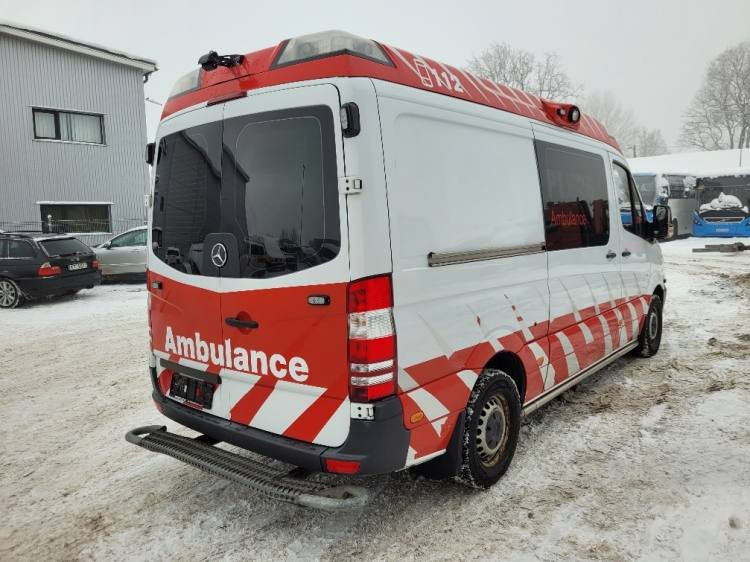 MERCEDES – BENZ SPRINTER 3.0D AMBULANCE (PROFILE) KLIMA 7.2015 EURO 6 - سيارة إسعاف: صور 4 MERCEDES – BENZ SPRINTER 3.0D AMBULANCE (PROFILE) KLIMA 7.2015 EURO 6 - سيارة إسعاف: صور 4