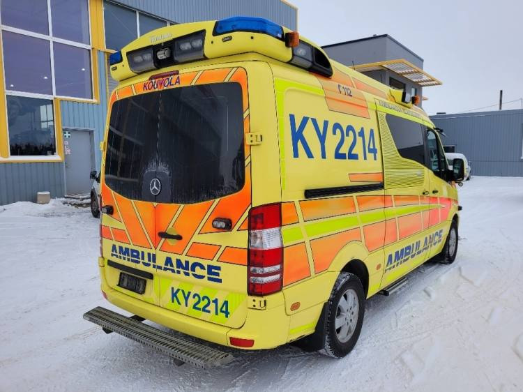 MERCEDES – BENZ SPRINTER 3.0D AMBULANCE (TAMLANS) KLIMA, 11.2016, EURO 6 - سيارة إسعاف: صور 4 MERCEDES – BENZ SPRINTER 3.0D AMBULANCE (TAMLANS) KLIMA, 11.2016, EURO 6 - سيارة إسعاف: صور 4
