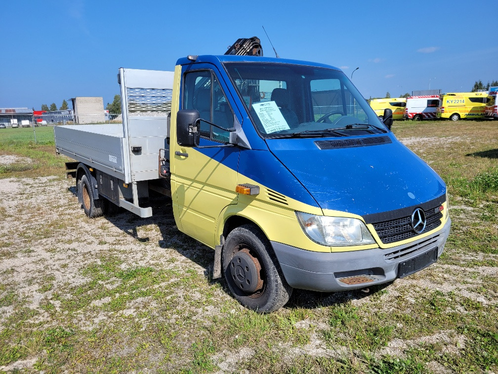 MERCEDES – BENZ SPRINTER 616CDI HIAB 027-2 Crane 10.2004 - الشاحنات الصغيرة المسطحة: صور 1 MERCEDES – BENZ SPRINTER 616CDI HIAB 027-2 Crane 10.2004 - الشاحنات الصغيرة المسطحة: صور 1