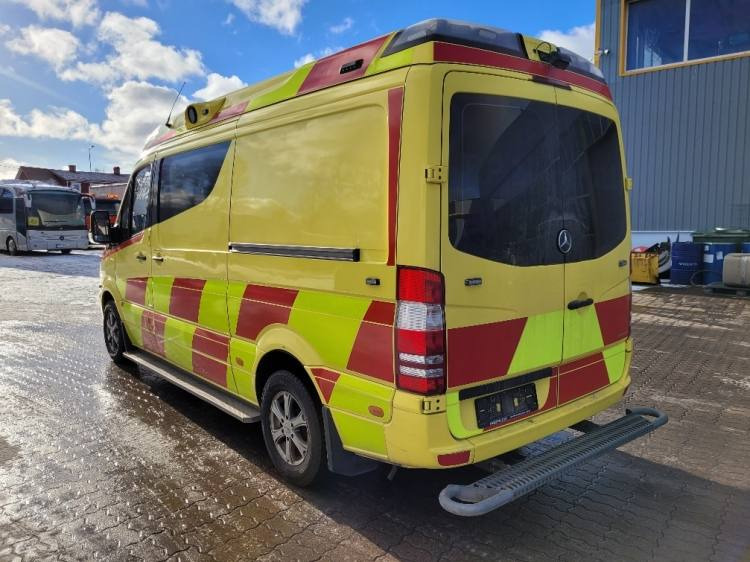 MERCEDES – BENZ SPRINTER AMBULANCE (PROFILE) KLIMA 2.2016 EURO 6 - سيارة إسعاف: صور 3 MERCEDES – BENZ SPRINTER AMBULANCE (PROFILE) KLIMA 2.2016 EURO 6 - سيارة إسعاف: صور 3