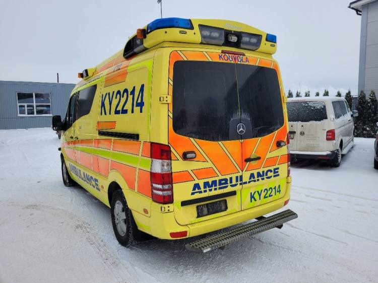 MERCEDES – BENZ SPRINTER AMBULANCE (TAMLANS) KLIMA, 11.2016, EURO 6 - سيارة إسعاف: صور 5 MERCEDES – BENZ SPRINTER AMBULANCE (TAMLANS) KLIMA, 11.2016, EURO 6 - سيارة إسعاف: صور 5