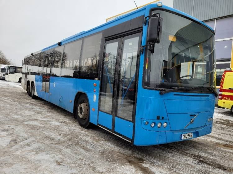 VOLVO B12BLE 8700 KLIMA, 8.2010, EURO 5, RAMP, 58 seats, 14,7m - باص النقل بين المدن: صور 1 VOLVO B12BLE 8700 KLIMA, 8.2010, EURO 5, RAMP, 58 seats, 14,7m - باص النقل بين المدن: صور 1
