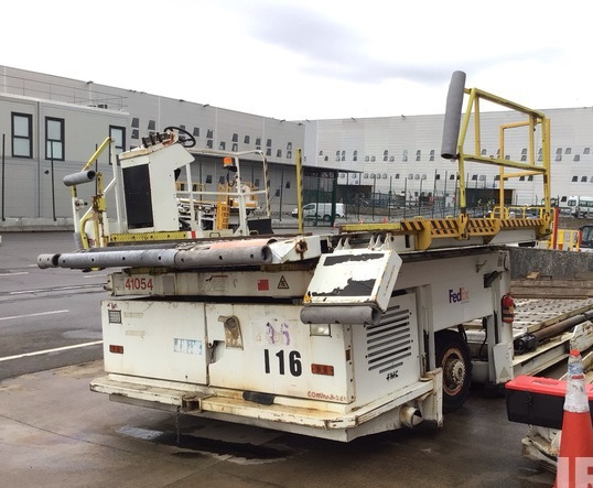 FMC loader Commander 15 Universal Main Deck - محملات الحاويات والمنصات النقالة: صور 1 FMC loader Commander 15 Universal Main Deck - محملات الحاويات والمنصات النقالة: صور 1