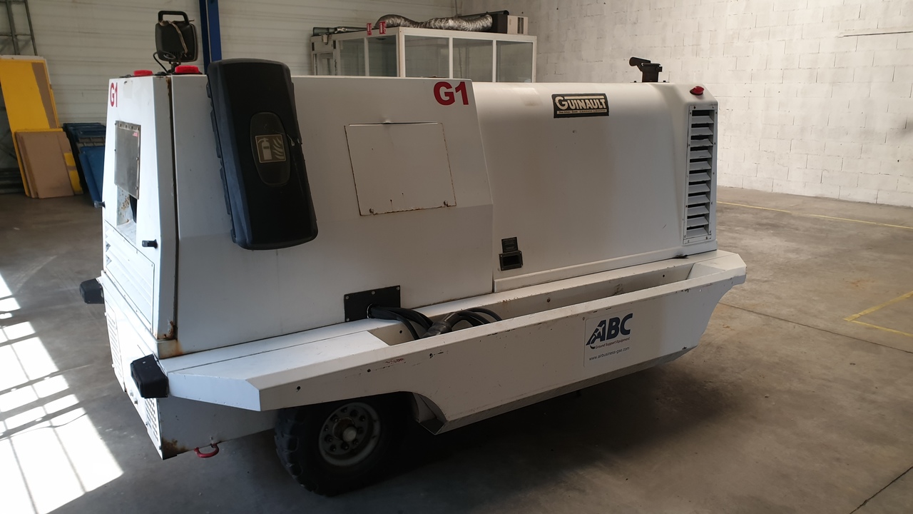 GUINAULT GPU GA120KvA+28DV - وحدة الطاقة الأرضية للطائرات: صور 5 GUINAULT GPU GA120KvA+28DV - وحدة الطاقة الأرضية للطائرات: صور 5