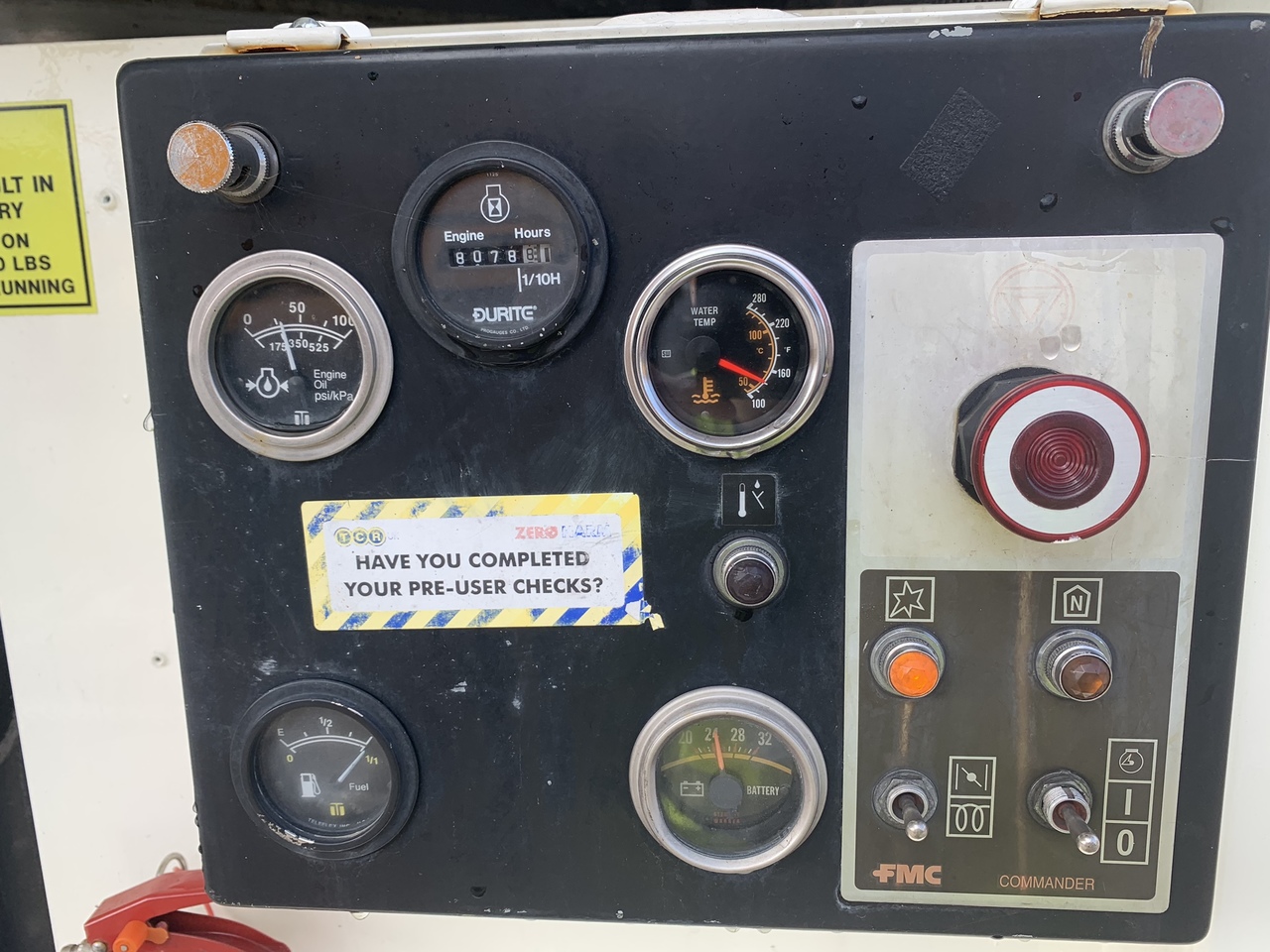 Lower Deck Loader 7 tons FMC  Commander 15 - محملات الحاويات والمنصات النقالة: صور 2 Lower Deck Loader 7 tons FMC  Commander 15 - محملات الحاويات والمنصات النقالة: صور 2