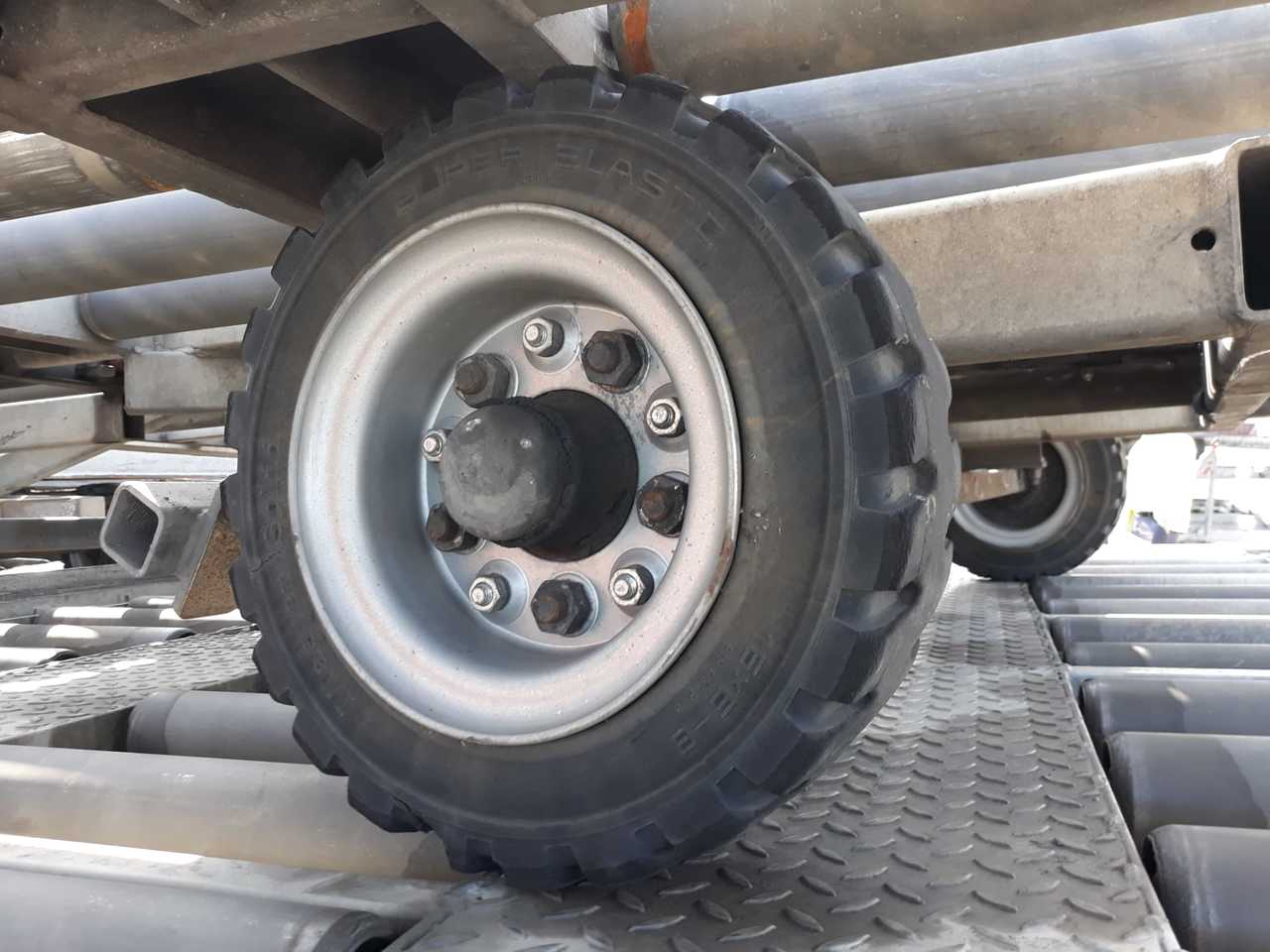 Wheels - معدات الدعم الأرضي: صور 1 Wheels - معدات الدعم الأرضي: صور 1